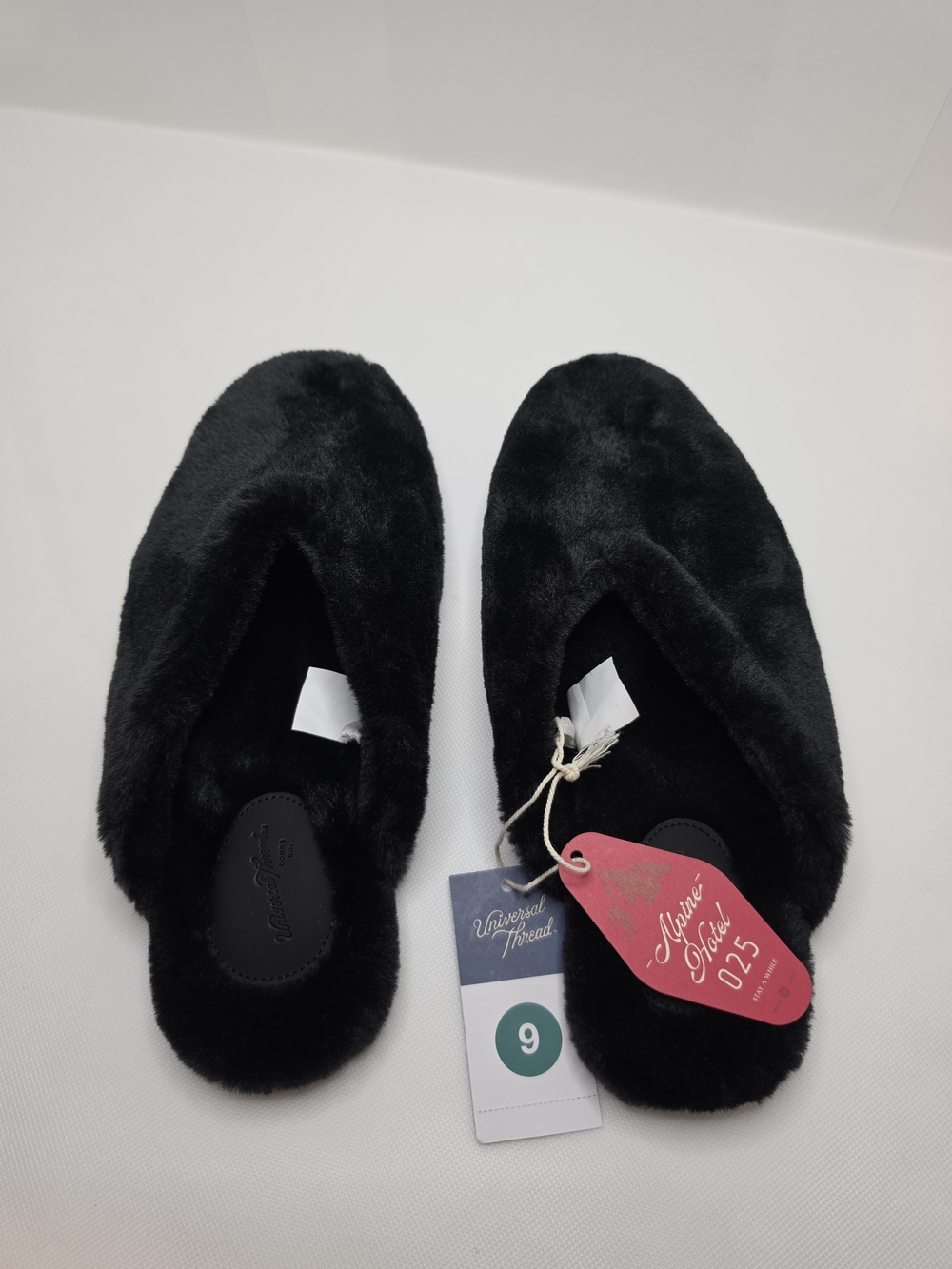 Universal Thread Black Plush Faux-Fur Slip-Ons